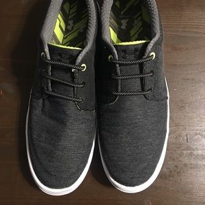 Under armour canvas shoes